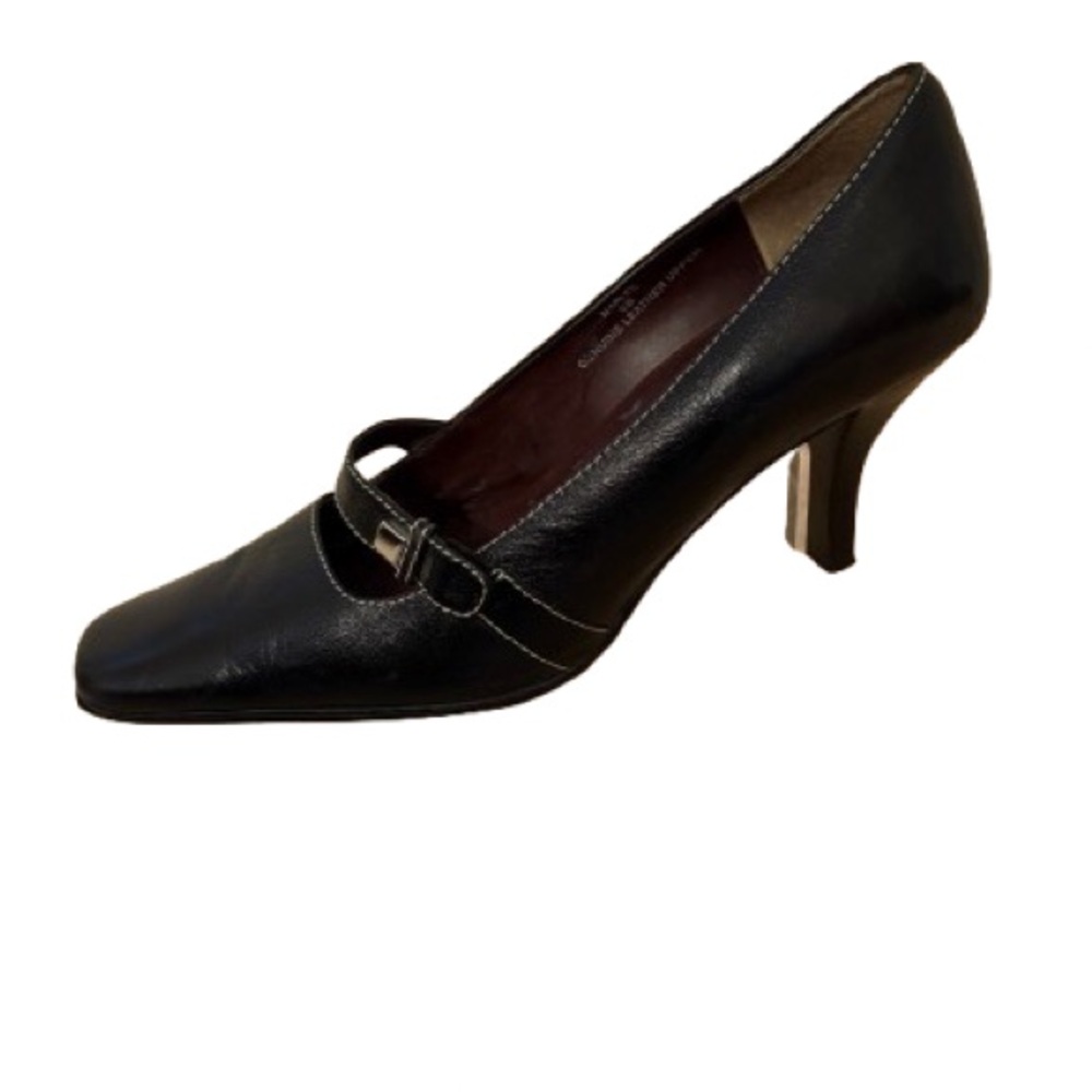 Carlos Falchi Elegant Black Heels